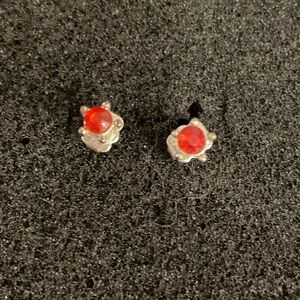 💥 $10 or 3 for $15 💥 Silver Tone and Red Stud Earrings